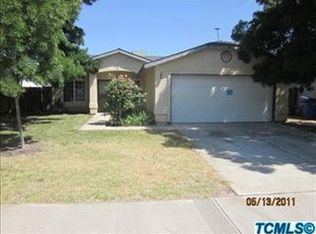 844 Isaac Newton Dr, Hanford, CA 93230