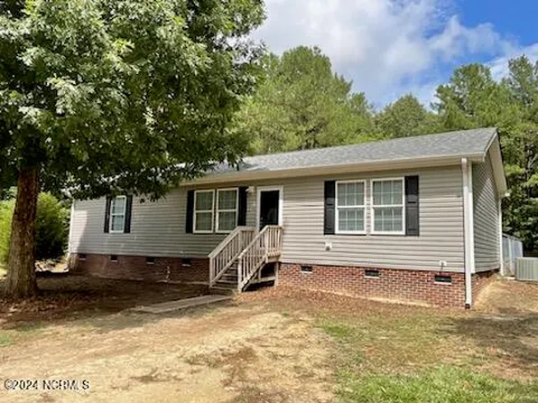 214 Dorilee Lane, Eagle Springs, NC 27242