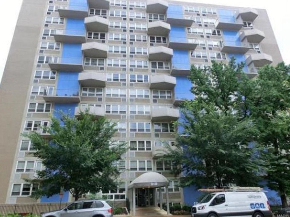 1st image of 210 N 17th St Unit 1006