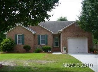 1714 Candlewood Ln, New Bern, NC 28562