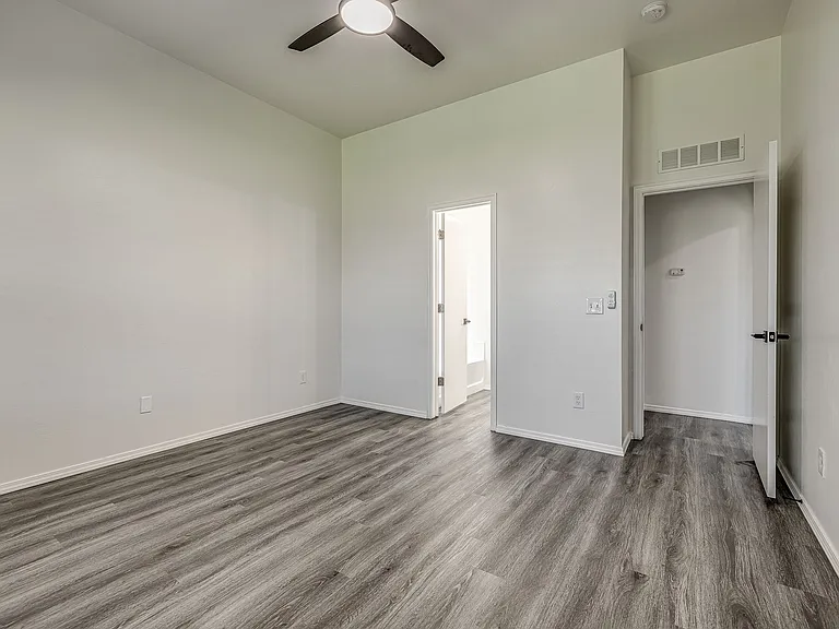 18304 Tambor Dr — Photo 14