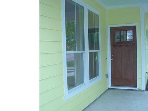 3rd image of 203A E Pecan St