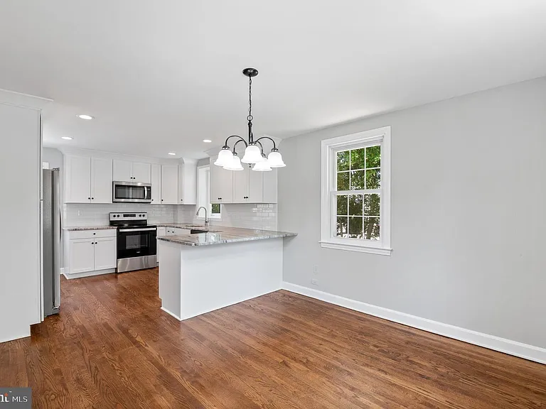 3731 School Ln — Photo 11