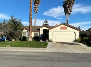 821 Capitola Dr, Hollister, CA 95023