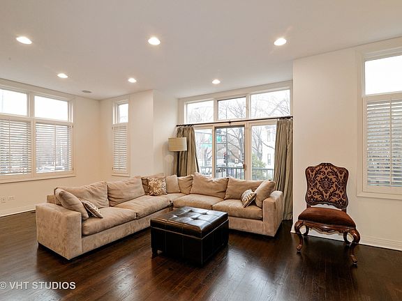 3rd image of 2757 N Greenview Ave #A