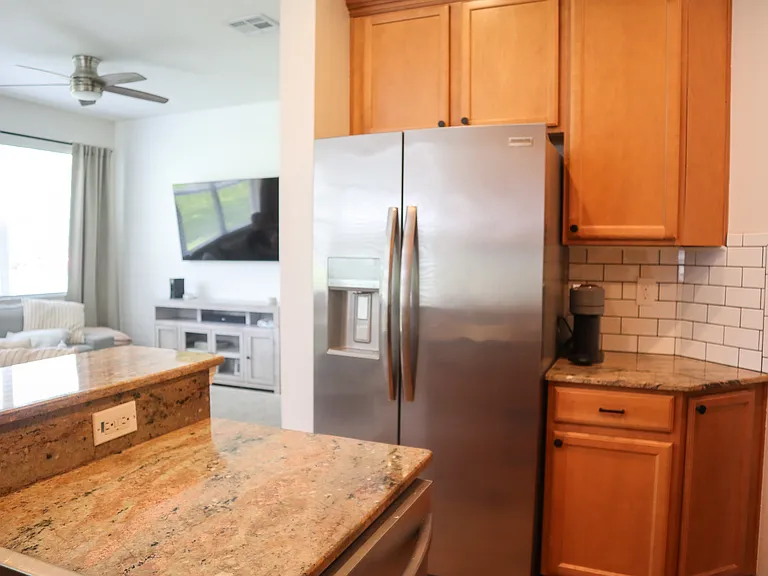 19256 Stone Hedge Dr — Photo 7