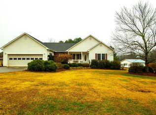 425 Snead Rd, Walhalla, SC 29691