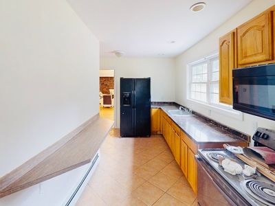 32 Artist Lake Blvd, Middle Island, NY, 11953