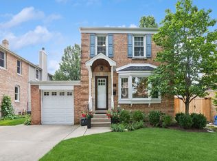 929 N Harvard Ave, Arlington Heights, IL 60004