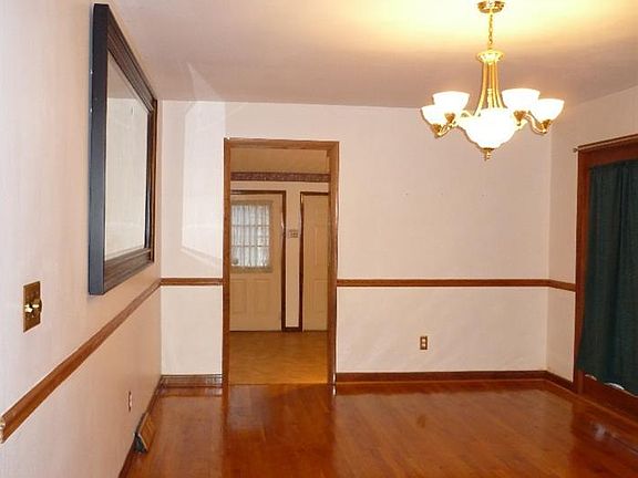 4th image of 691 Crestview Ave