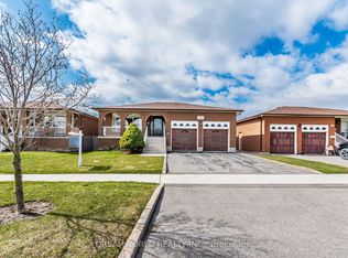 110 Arleta Ave, Toronto, ON M3L 2L5