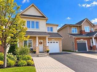 2482 Esprit Dr, Ottawa, ON K4A 0S6
