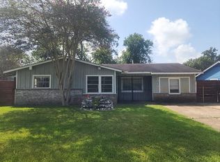 9010 Sultan Dr, Houston, TX 77078