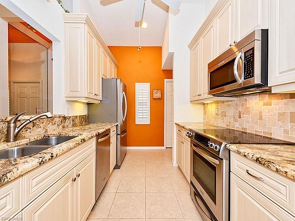5th image of 8836 Cascades Isle Blvd