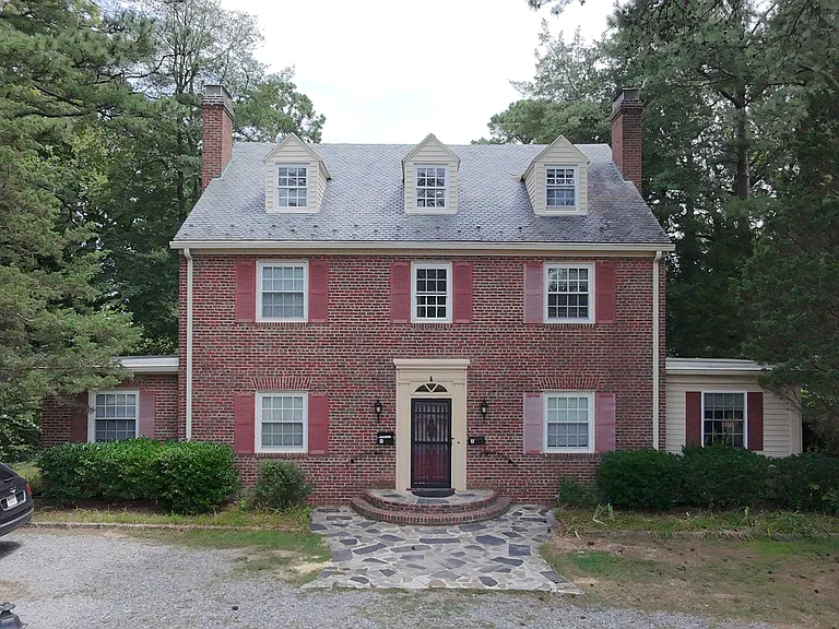 7218 Monument Ave — Photo 2