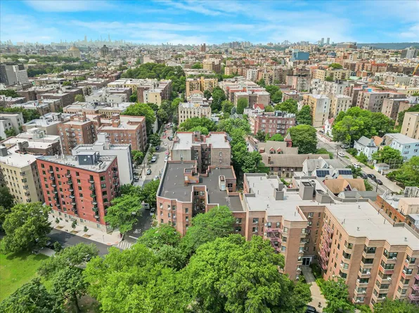 306 Mosholu Parkway image 11 of 11