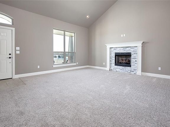 5th image of 14313 Brent Dr