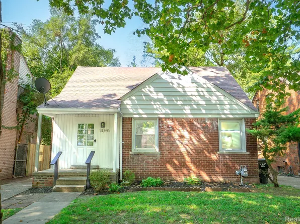 19145 Strasburg St, Detroit, MI 48205