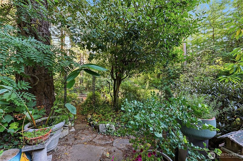 2nd image of 14329 Komedal Road NE