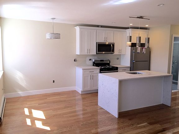 3rd image of 9911 Avenue K