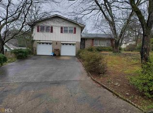 7700 Dove Dr, Riverdale, GA 30274