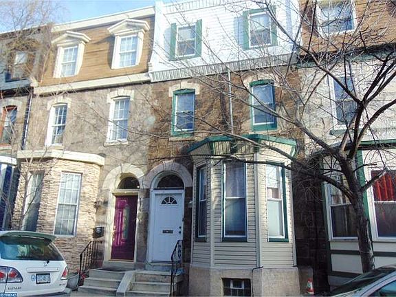 3rd image of 2321 Catharine St