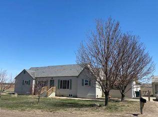 12466 County Road 352, Sidney, MT 59270