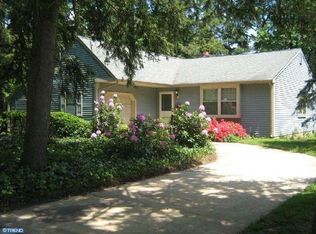 203 Fulton St, Riverton, NJ 08077