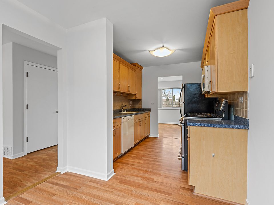 1772 Tahoe Circle Dr Wheeling IL Zillow