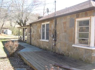 1215 Lake Emory Rd, Franklin, NC 28734