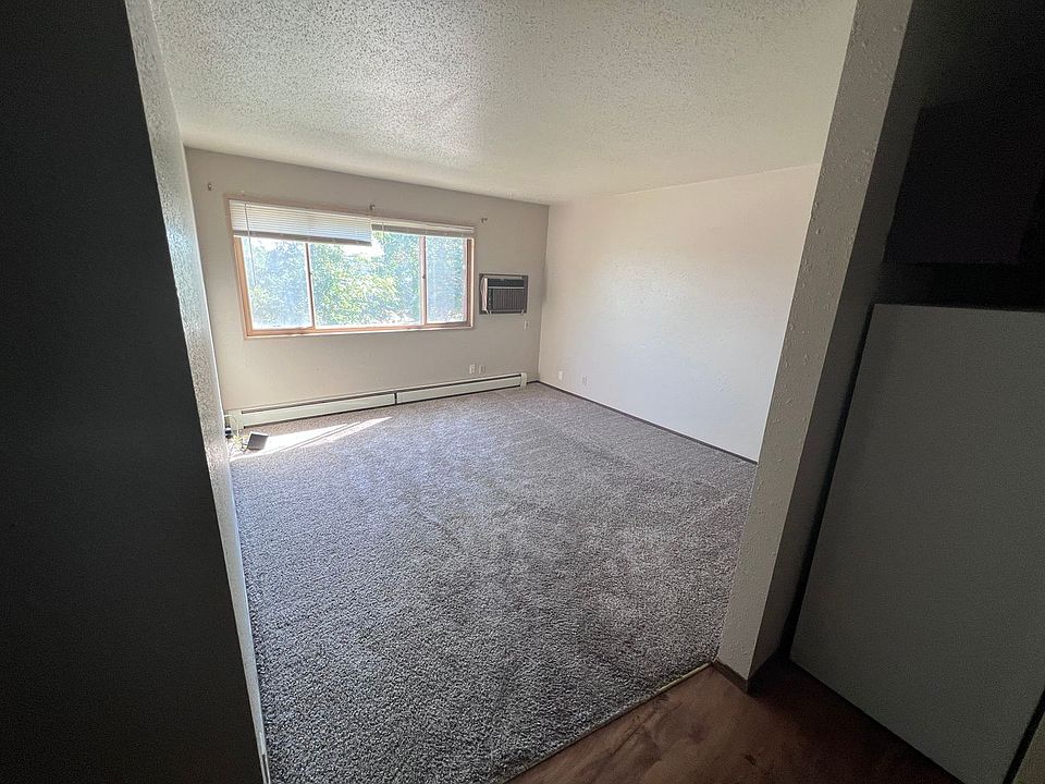 1st image of 2709 Main St APT 15