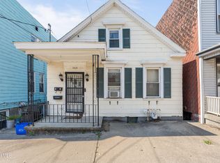 1021 3rd St, Rensselaer, NY 12144