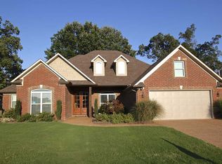 6 Roanoak Cv, Jackson, TN 38305