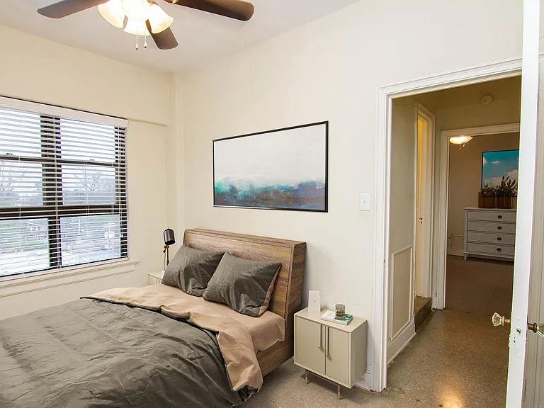 The Gilmore Apartments — Photo 22