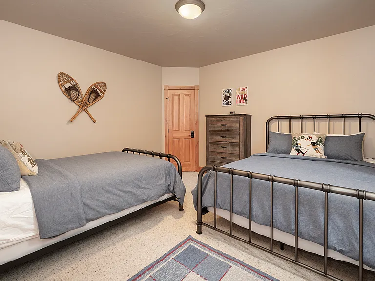505 N Lupine Ln — Photo 14