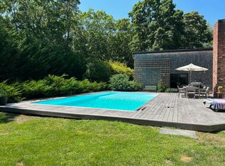 5 Southwood Ln, Quogue, NY 11959