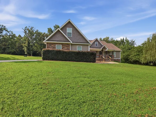 1725 Green Pond Rd, Soddy Daisy, TN 37379