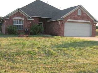 1510 Whitney Ct, Blanchard, OK 73010