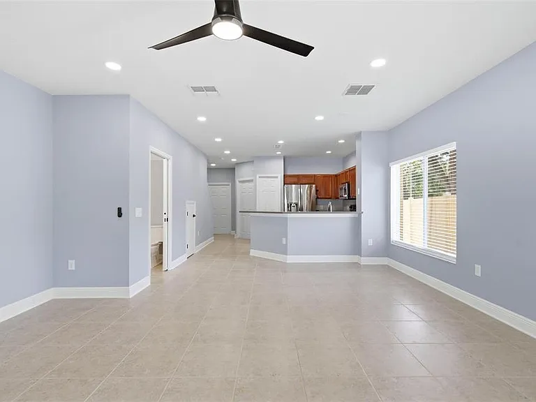 20402 Needletree Dr — Photo 6
