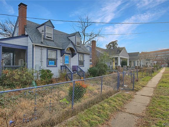 3rd image of 2308 Gordon Ave