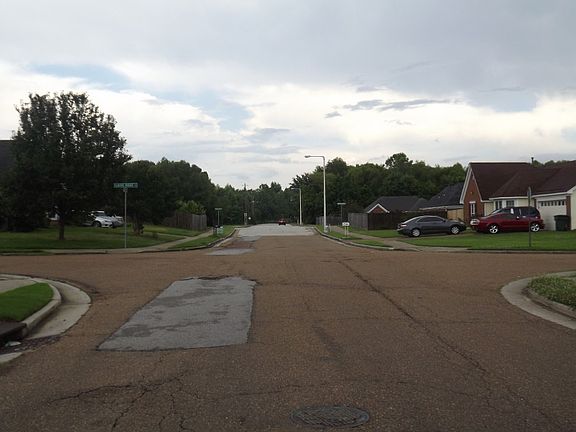 5th image of 2464 Morning Vista Dr