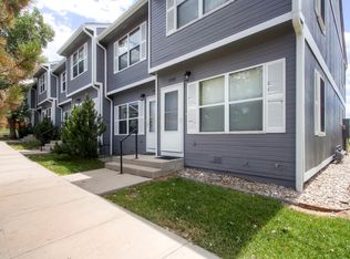 2092 Oakcrest Cir, Castle Rock, CO 80104