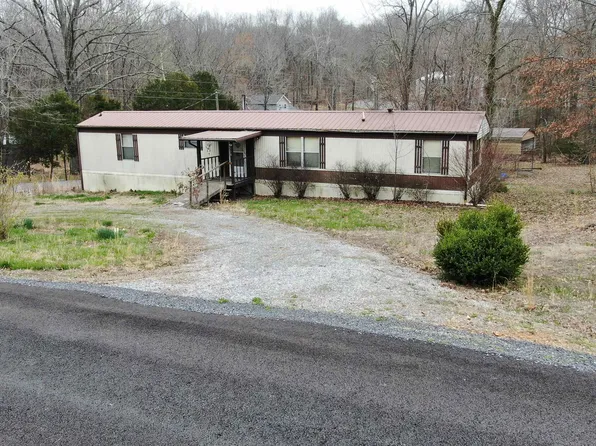 514 Daniels Dr, Gilbertsville, KY 42044