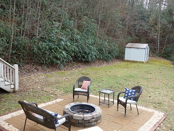 2nd image of 98 Country Creek Dr