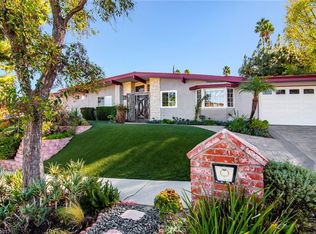 23710 Kivik St, Woodland Hills, CA 91367