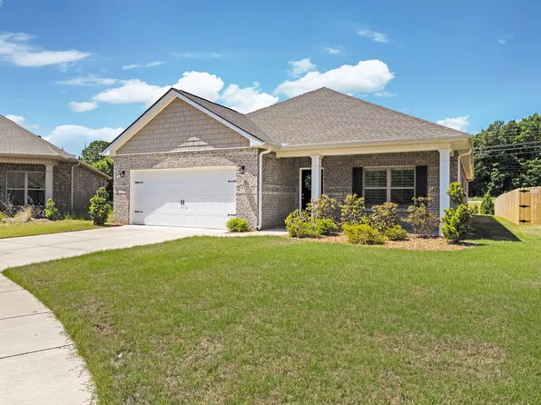 9520 Hampton Oak Dr, Owens Cross Roads, AL 35763