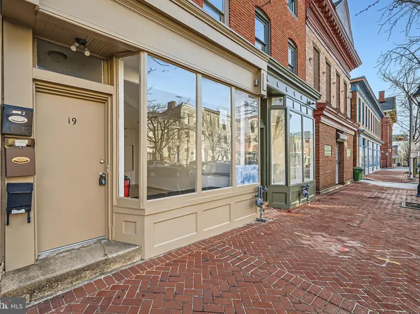 19 S Carrollton Ave, Baltimore, MD 21223