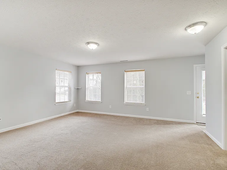 9465 Tanhurst Dr — Photo 22