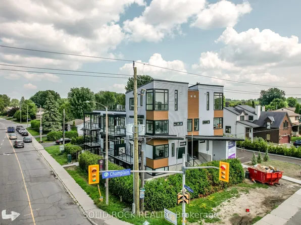 845 Champlain St, Ottawa, ON