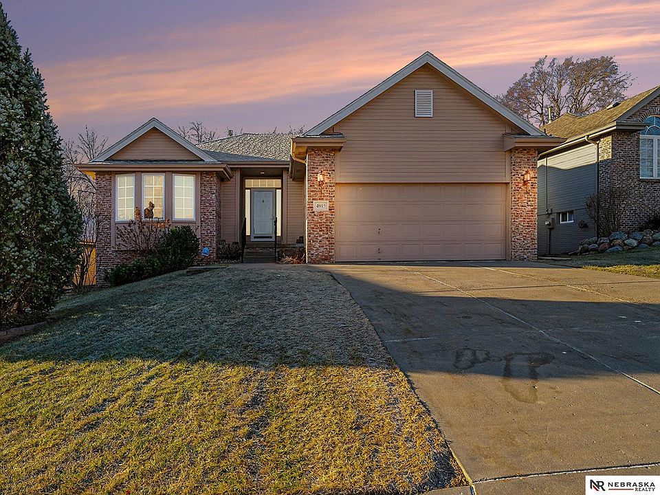 1st image of 4915 Fountain Dr